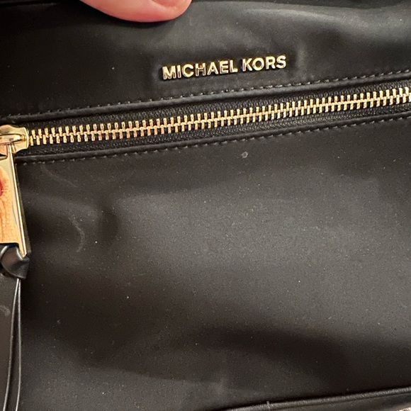 Michael Kors crossbody - Picture 3 of 5